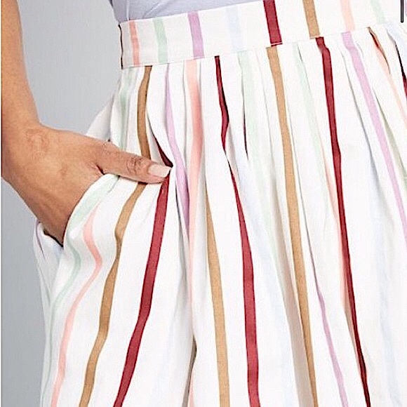 ModCloth Aspiration Creation Pleated Skirt - Picture 3 of 12